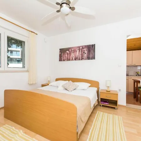 & Jokovic-comfort With Terrace And Partial Sea View Apartment